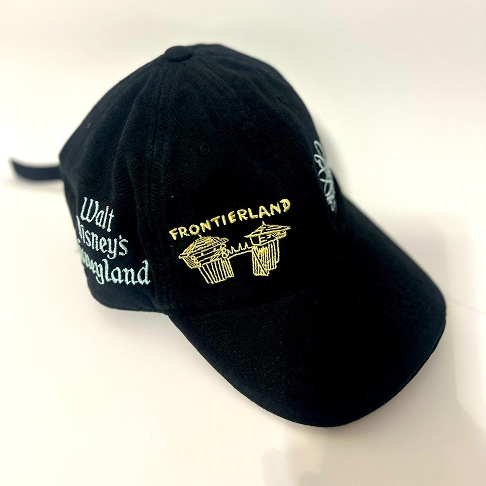 Disneyland Black Logo Hat